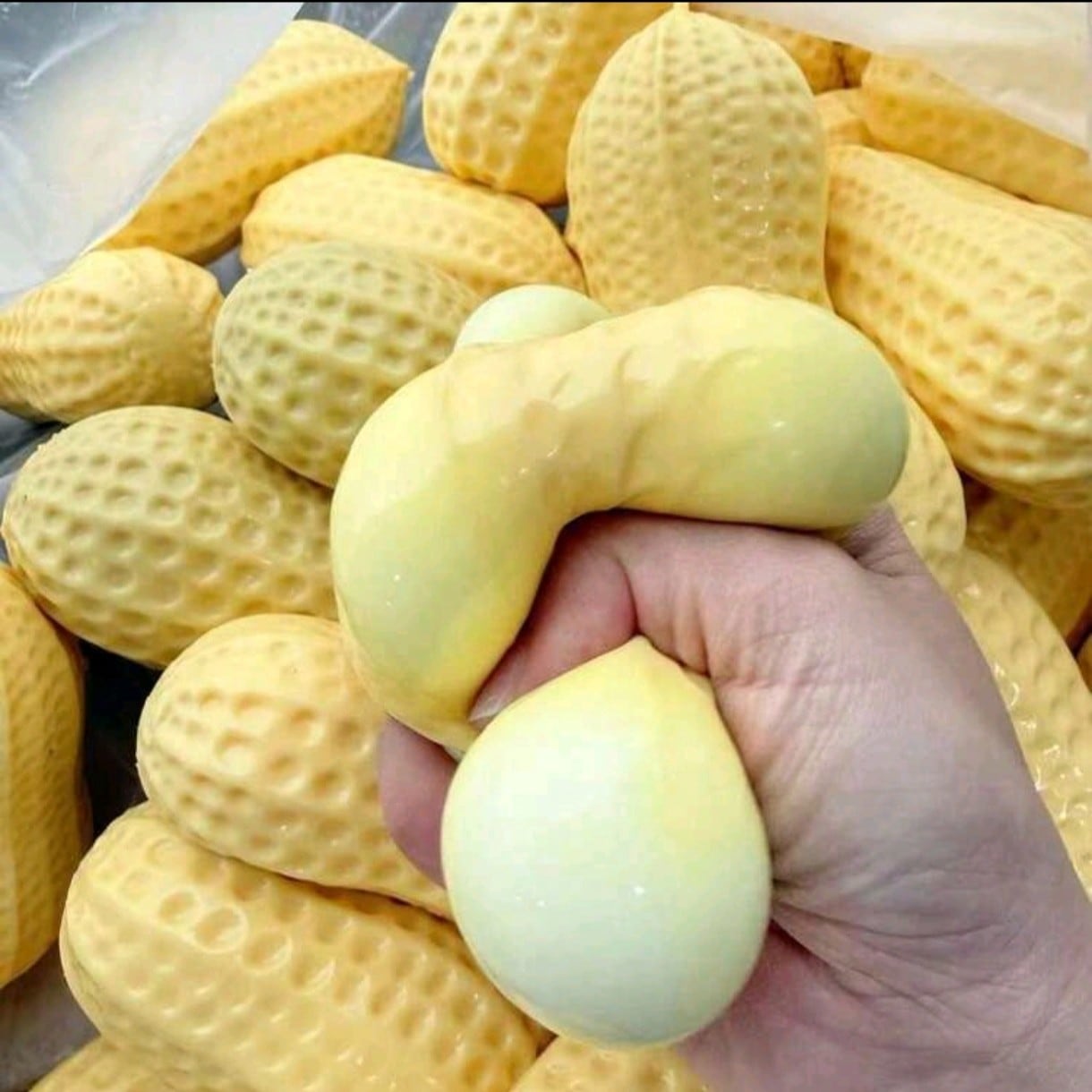 New Realistic Peanut Stress Re - Office Tech ulasan dan harga